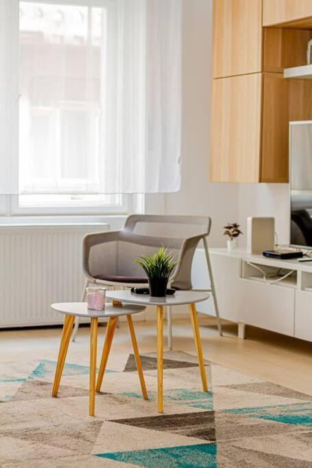 Luminous Design Apartment - W18 Budapest Exterior photo